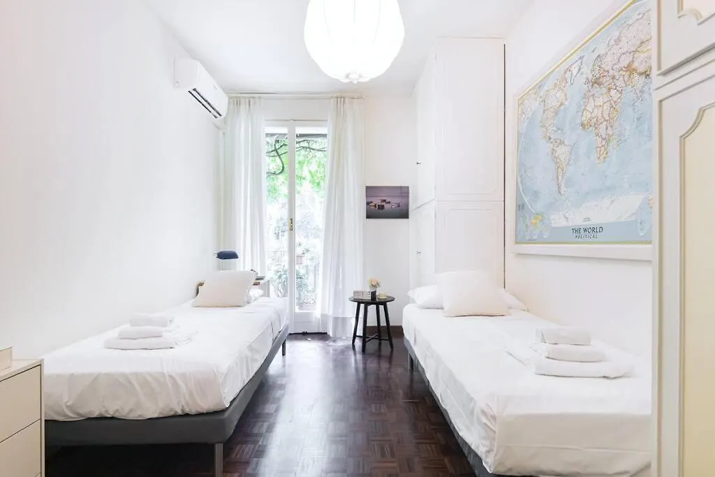 Easylife - Elegance A Few Steps From Citylife Next To M2 Pagano Milán 0*,