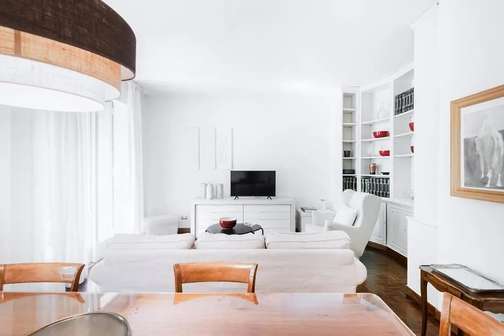 Easylife - Elegance A Few Steps From Citylife Next To M2 Pagano Milán